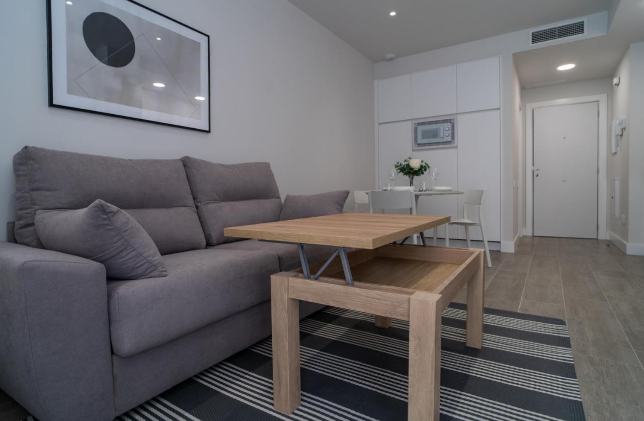 Aac Malaga - Apartamento Luminoso Y Nuevo, A 1,3Km Del Centro De Málaga Eksteriør billede