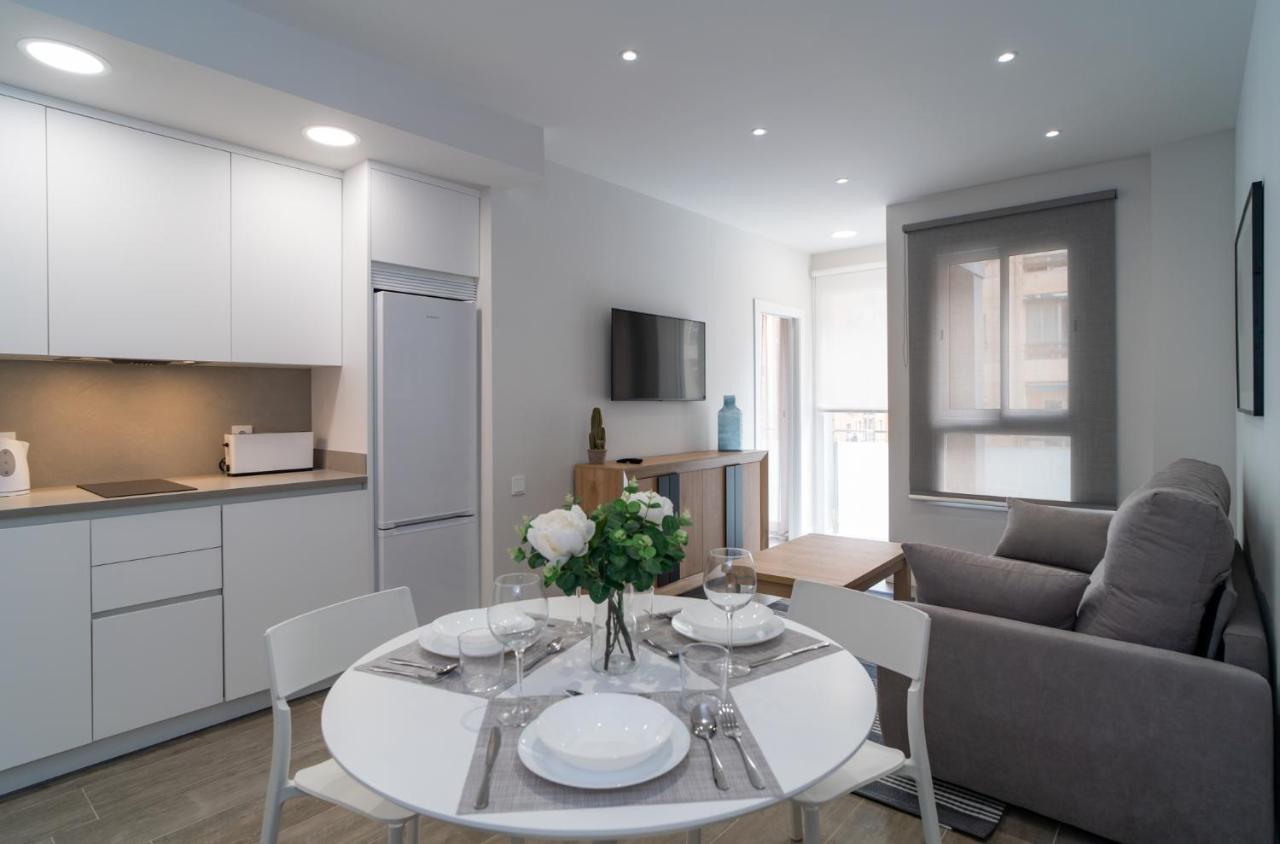 Aac Malaga - Apartamento Luminoso Y Nuevo, A 1,3Km Del Centro De Málaga Eksteriør billede